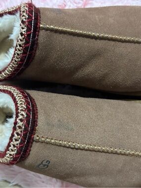 UGG Chestnut Brown Suede Slippers with Red and Gold Trim